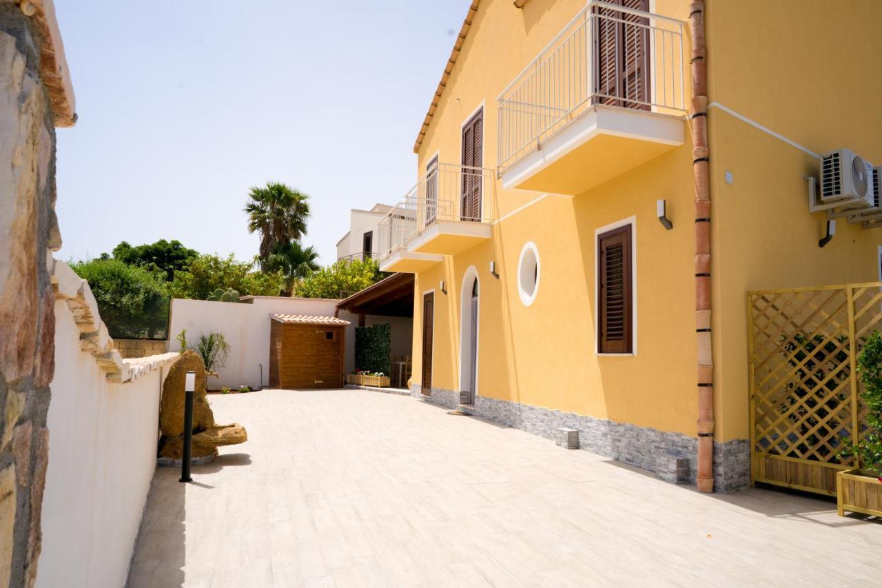 Bed and Breakfast Dove sorge il sole Custonaci Camera foto